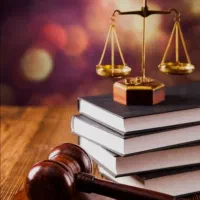 وکیل پایه یک دادگستری (طلاق ۷ روزه)