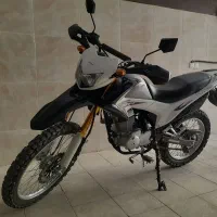 تریل پرواز ۲۰۰ مدل ۱۴۰۲ ، مثل صفر|موتورسیکلت|جهرم, |دیوار