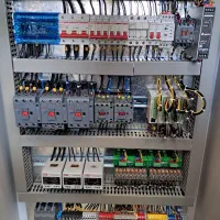 برق صنعتی مونتاژ تابلو اتوماسیون صنعتی