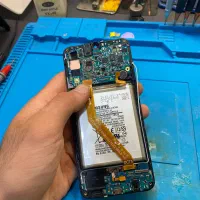 تعمیرات تخصصی موبایل (پرداخت از ماه بعد)