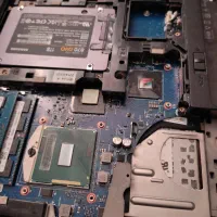 تعویض خمیر سیلیکون لپ تاپ، کارت گرافیک، PS4 درمحل