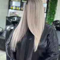 رنگ مو و رنگ و لایت|خدمات آرایشگری و زیبایی|تنکابن, |دیوار