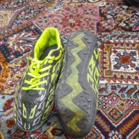 ۲کفش فوتبالی پسرانه تاناکورا