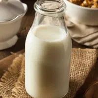 شیر تازه گاو