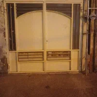 درب اهنی سنگین سالم بدون پوسیدگی