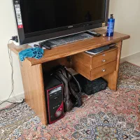 میز چوبی