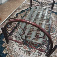 تخت یکنفره همراه تشک نو داخل کاور