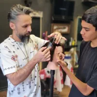 آموزش آرایشگری مردانه با متد روز و تخصصی