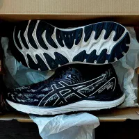 کتونی اصل برند اسیکس Asics استوک