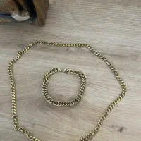 ست گردنبند و دستبند طلایی