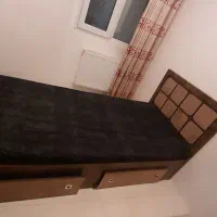 دو عددتخت خواب یک نفره  سالم وکشودار