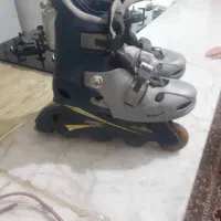 کفش اسکیت درحدسالم واصل|دوچرخه، اسکیت، اسکوتر|تهران, شهرک فردوس (حسینی)|دیوار