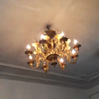 لوستر  سلطنتی