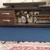 زیر تلوزیون