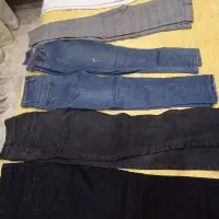 تعدادی لباس زنانه و دخترانه