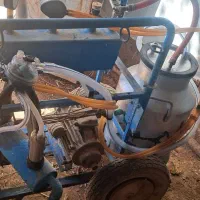 دستگاه شیردوش