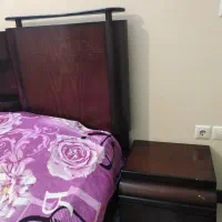 تخت خواب دو نفره، میز آرایش و پاتختی|تخت و سرویس خواب|اصفهان, شهریار|دیوار