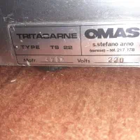 چرخ گوشت صنعتی ایتالیایی  omas220  ts22
