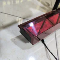 چراغ خطر روی صندوق عقب تارا (وسطی)|قطعات یدکی و لوازم جانبی|اصفهان, وحید|دیوار