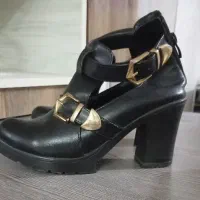 کفش پاشنه بلند سایز ۳۸