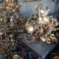 معامله لوسترهای برنجی آب طلا کیلویی ۱۲۰۰