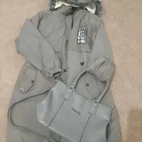 کاپشن و کیف زنانه