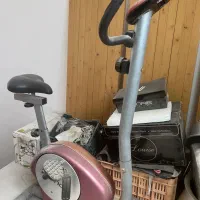 دوچرخه ثابت ورزشی