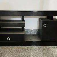 میز تلویزیون کاملا سالم