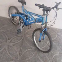 دوچرخه 20آبی دنده ای تمیز فقط دوتا لاستیک میخواد