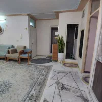 اجاره خانه تمیزتک واحدی طبقه همکف