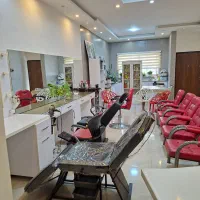 لوازم ارایشگاهی|آرایشگاه و سالنهای زیبایی|بندر انزلی, باغ زمانی|دیوار