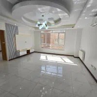 65 متر  - بسیار دلباز و نورگیر - فول امکانات