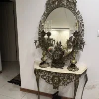 آینه و شعمدان و ساعت برنج