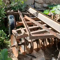 تراکتور رومانی با ادوات|خودرو سنگین|آشخانه, |دیوار