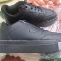 کتونی سایز ۳۸ درحد نو