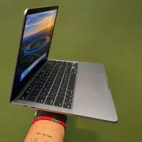 با جعبه زیر قیمتmacbook proهارد500آکبند|رایانه همراه|تهران, حسینآباد|دیوار