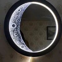 آینه هلال ماه