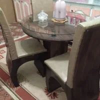 میز ناهارخوری شیک وتمیز