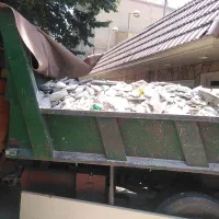 حمل نخاله توسط خاور کمپرسی و بادسان کمپرسی