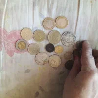 این سکه‌های قدیمی است