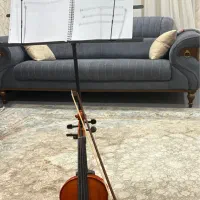 ویولن رناتو