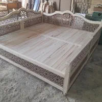 تخت سنتی تاجدار|مبلمان خانگی و میز عسلی|اصفهان, گرکان|دیوار
