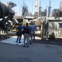 کارگر استاکاراسکلت بتن