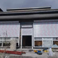 کرکره برقی و شیشه سکوریت