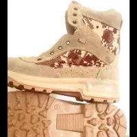 کفش کوهنوردی یا کفش کار و یا پوتین خاکی ساق کوتاه