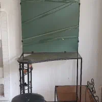 تخت اهنی با پاتختی|تخت و سرویس خواب|شیراز, گود خزینه|دیوار