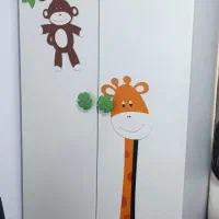 تخت و کمد وتشک و پاتختی و ویترین کودک