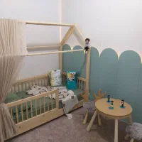 تخت چوبی کلبه