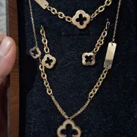 طلا ۲۰۰ بالای تابلو