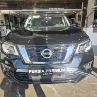 نیسان ترا فول کامل۴۰۴ صفرخشک مشکی داخل موکا